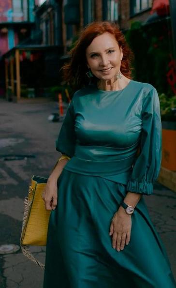 Лариса Ренар